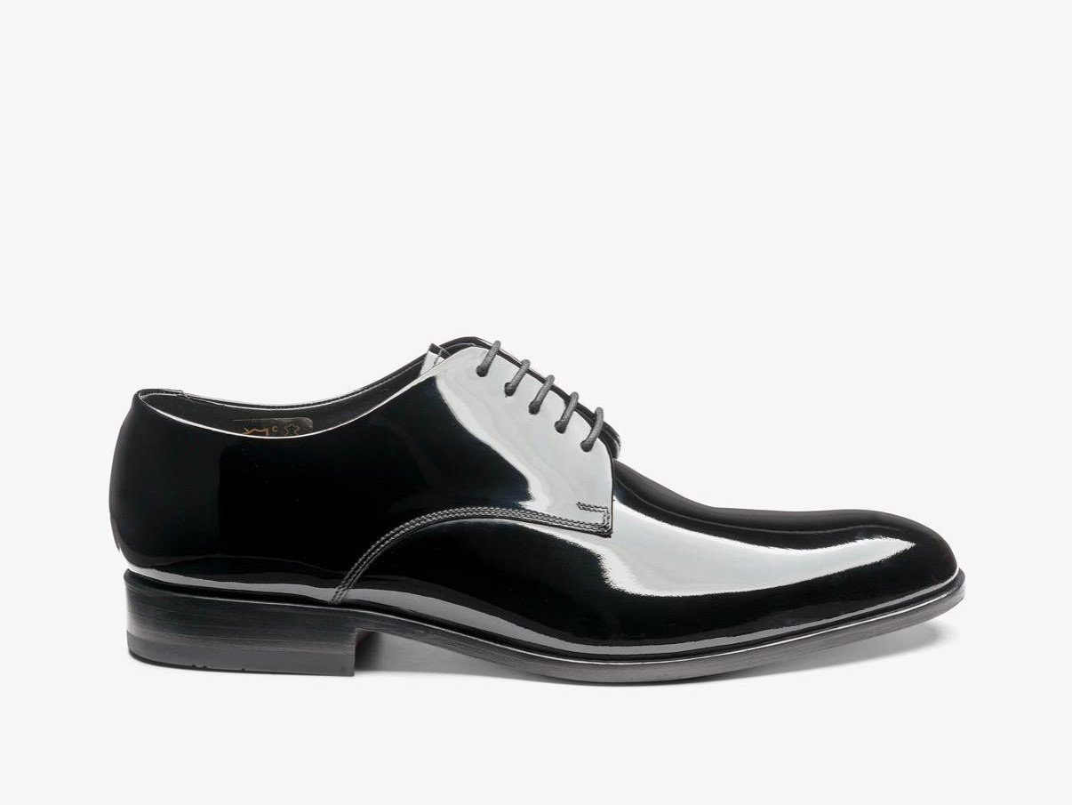 Loake Bow Black Patent Leather — мъжки обувки с лична проба във Варна